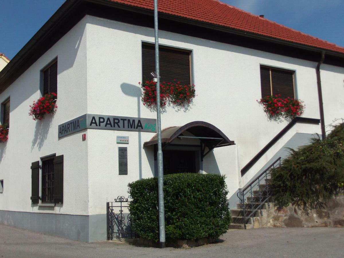 Pocitniska Hisa Kog Vila Exterior foto